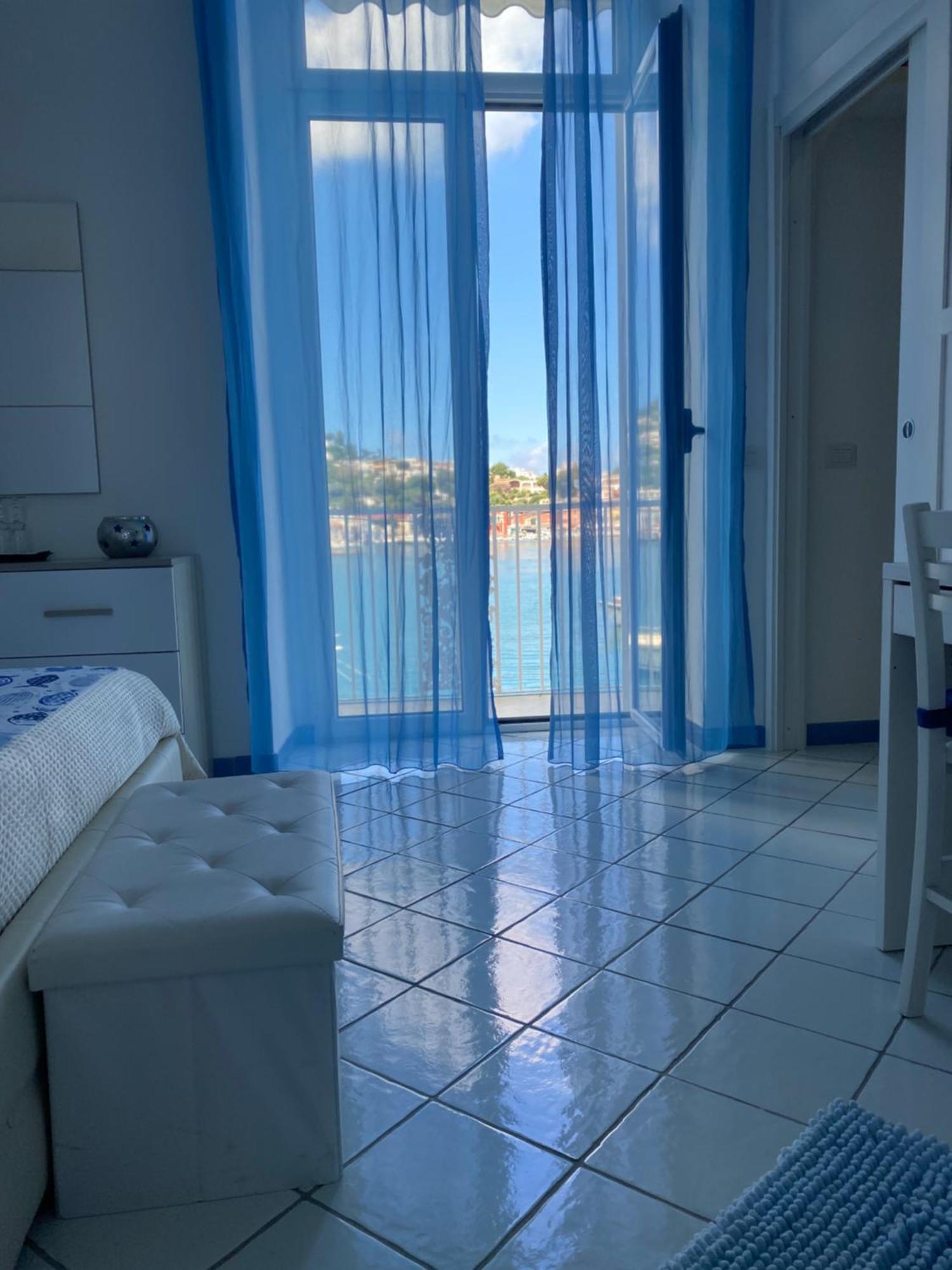Apartment Riva Destra Ischia